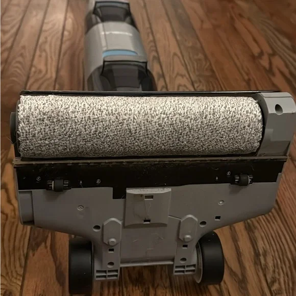 Tineco Floor Washer Vacuum and Mop 5 Series Cordless - Picture 10 of 12